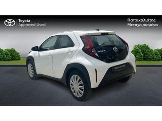 Toyota Aygo 2024 X PLAY-thumb-1