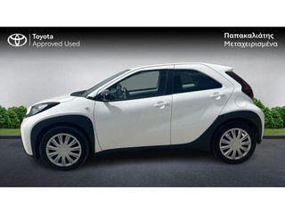 Toyota Aygo 2024 X PLAY-thumb-2