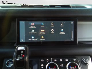 Land Rover Defender 2021 X-DYNAMIC D300 MHEV 300HP AWD PANORAMA MERIDIAN MATRIX LED-thumb-18