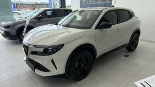 Alfa Romeo Junior 2026 ALFA ROMEO JUNIOR SPRINT 1.2 ΕΩΣ 8 ΧΡΟΝΙΑ ΕΓΓΥΗΣΗ