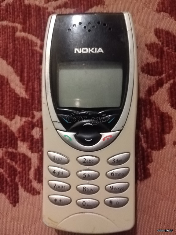 NOKIA 8210