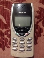 NOKIA 8210