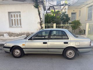 Nissan Sunny 1993