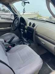 Jeep Cherokee 2005 CHEROKEE 2,4-thumb-2