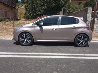 Peugeot 208 2015