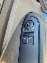 Ford C-Max 2005-thumb-11