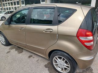 Mercedes-Benz A 150 2004-thumb-2