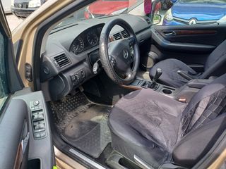 Mercedes-Benz A 150 2004-thumb-4