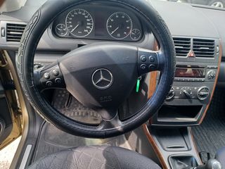 Mercedes-Benz A 150 2004-thumb-5