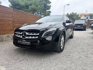 Mercedes-Benz GLA 180 2017-thumb-4