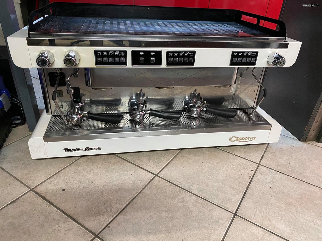 ASTORIA PRATIC AVANT