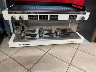 ASTORIA PRATIC AVANT