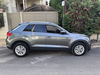 Volkswagen T-Roc 2018 1.0 TSI 115PS ADVANCE-thumb-1