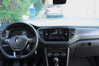 Volkswagen T-Roc 2018 1.0 TSI 115PS ADVANCE-thumb-10
