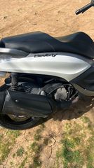 Piaggio Beverly 350 2014-thumb-4