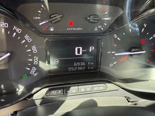 Citroen C3 2020 1.2cc 110hp PureTech/ Automatic-Navi-Camera/-thumb-22