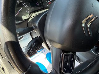 Citroen C3 2020 1.2cc 110hp PureTech/ Automatic-Navi-Camera/-thumb-24
