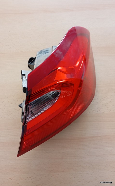 FORD FIESTA MK8 ΠΙΣΩ ΔΕΞΙ ΦΑΝΑΡΙ