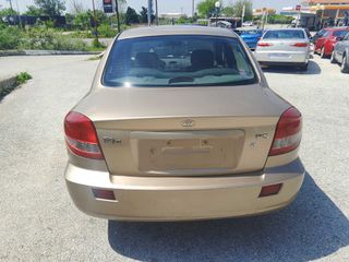 Kia Rio 2003-thumb-1