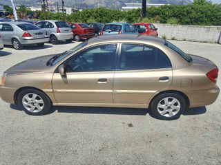 Kia Rio 2003-thumb-2