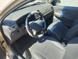 Kia Rio 2003-thumb-4