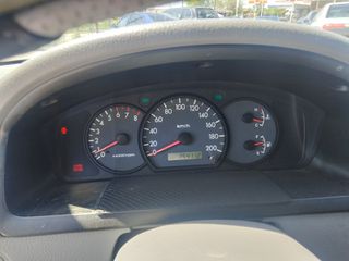 Kia Rio 2003-thumb-6