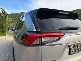 Toyota RAV 4 2021-thumb-13