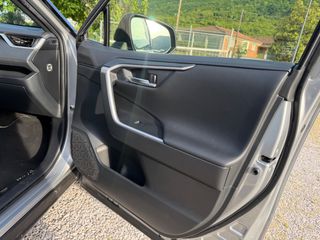 Toyota RAV 4 2021-thumb-25