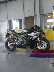 Yamaha YZF-R1 2004 YZF R1