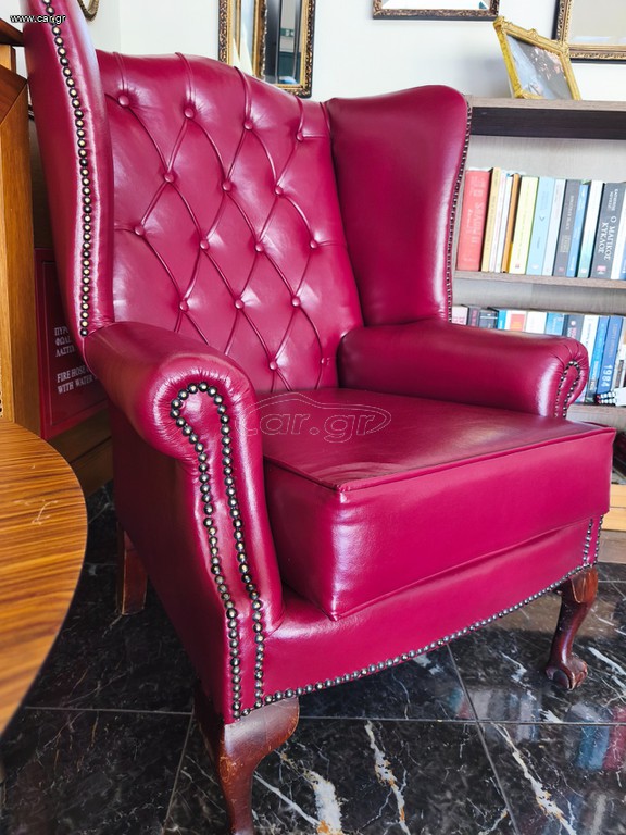 Πολυθρόνα Chesterfield