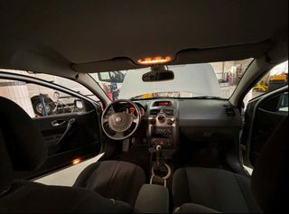 Renault Megane 2003 1.6 16V 115PS-thumb-1