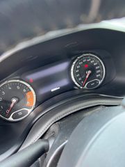Jeep Renegade 2021-thumb-11