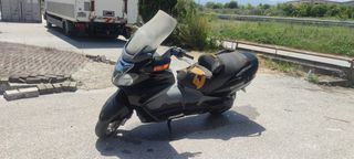 Suzuki Burgman 650 2004-thumb-1