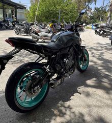 Yamaha MT-07 2024 MT-07-thumb-3