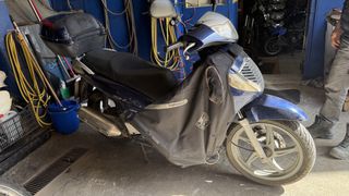 Honda SH 150i 2009-thumb-1