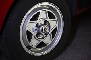 Alfa Romeo Spider 1985-thumb-11