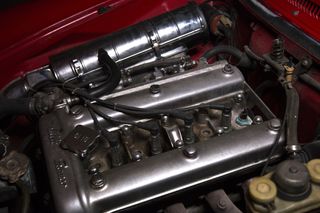 Alfa Romeo Spider 1985-thumb-12