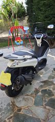 Piaggio Beverly 350 2013 sport touring-thumb-3