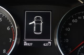 Volkswagen Golf 2015 1400cc R Look 180Hp-thumb-4