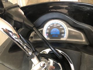 Honda PCX 125 2017-thumb-5