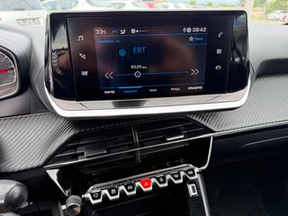 Peugeot 208 2020 1,5  KLIMA  EYRO 6-thumb-19