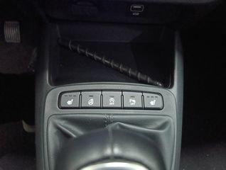 Hyundai i 10 2020 PREMIUM PLUS BI TONE-thumb-43