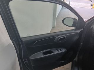 Hyundai i 10 2020 PREMIUM PLUS BI TONE-thumb-26