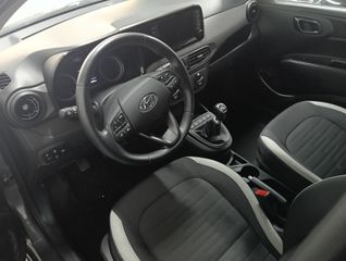 Hyundai i 10 2020 PREMIUM PLUS BI TONE-thumb-28