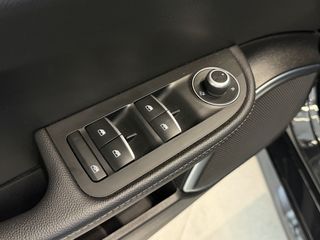 Alfa Romeo Giulia 2022 VELOCE Q4 - VENERIS MOTORS-thumb-31