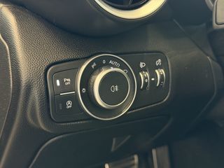 Alfa Romeo Giulia 2022 VELOCE Q4 - VENERIS MOTORS-thumb-37