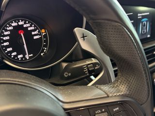 Alfa Romeo Giulia 2022 VELOCE Q4 - VENERIS MOTORS-thumb-43
