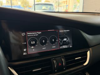 Alfa Romeo Giulia 2022 VELOCE Q4 - VENERIS MOTORS-thumb-47