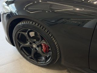 Alfa Romeo Giulia 2022 VELOCE Q4 - VENERIS MOTORS-thumb-20
