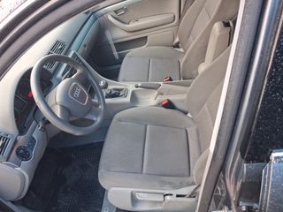 Audi A4 2006 A4 1.6-thumb-24